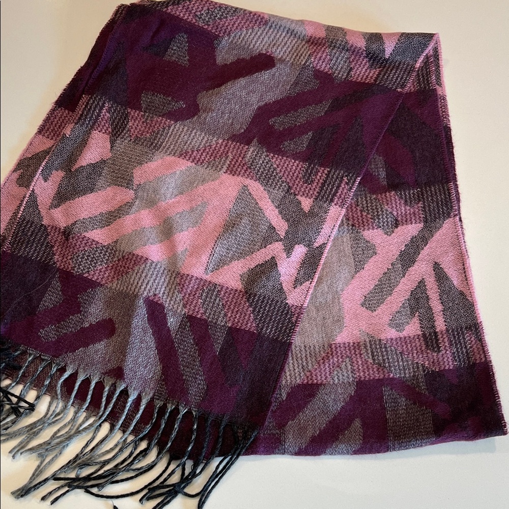 Cejon Purple and Pink Geometric Scarf